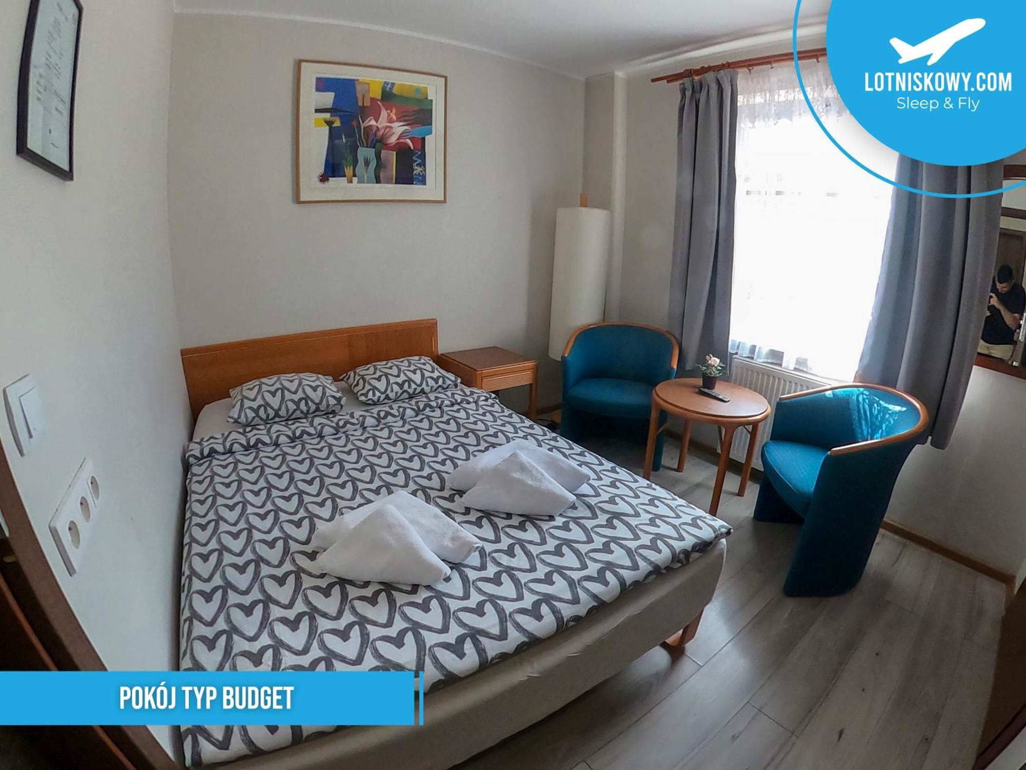 Sleep&Fly Hostel Гданск Екстериор снимка